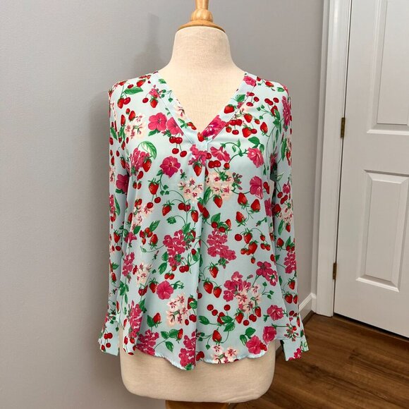 Ann Taylor Strawberry Floral Long Sleeve Top Sz XS - Picture 4 of 11